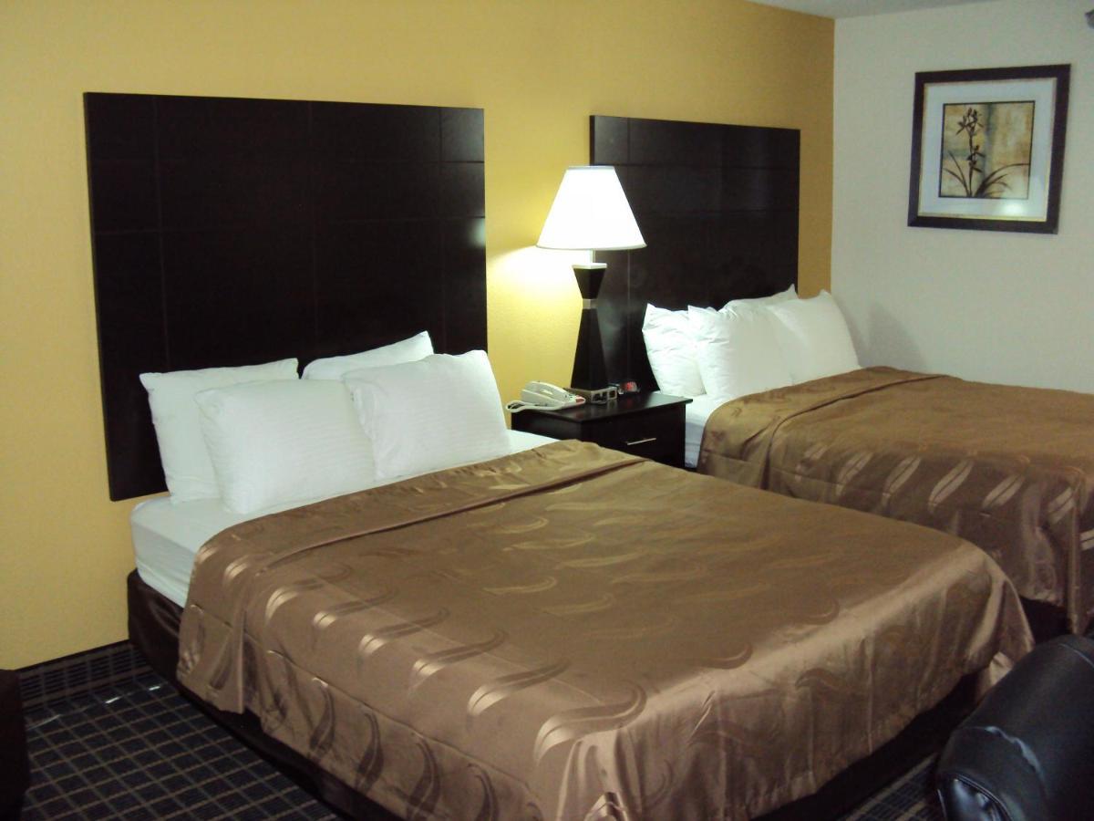 Quality Inn Carbondale University Area Exterior photo