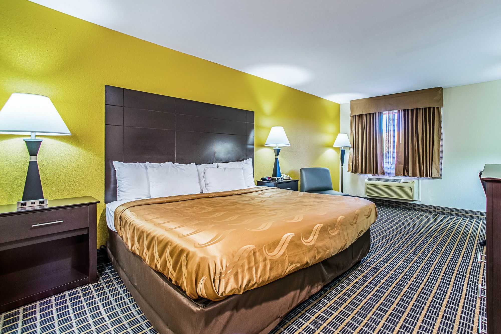 Quality Inn Carbondale University Area Exterior photo